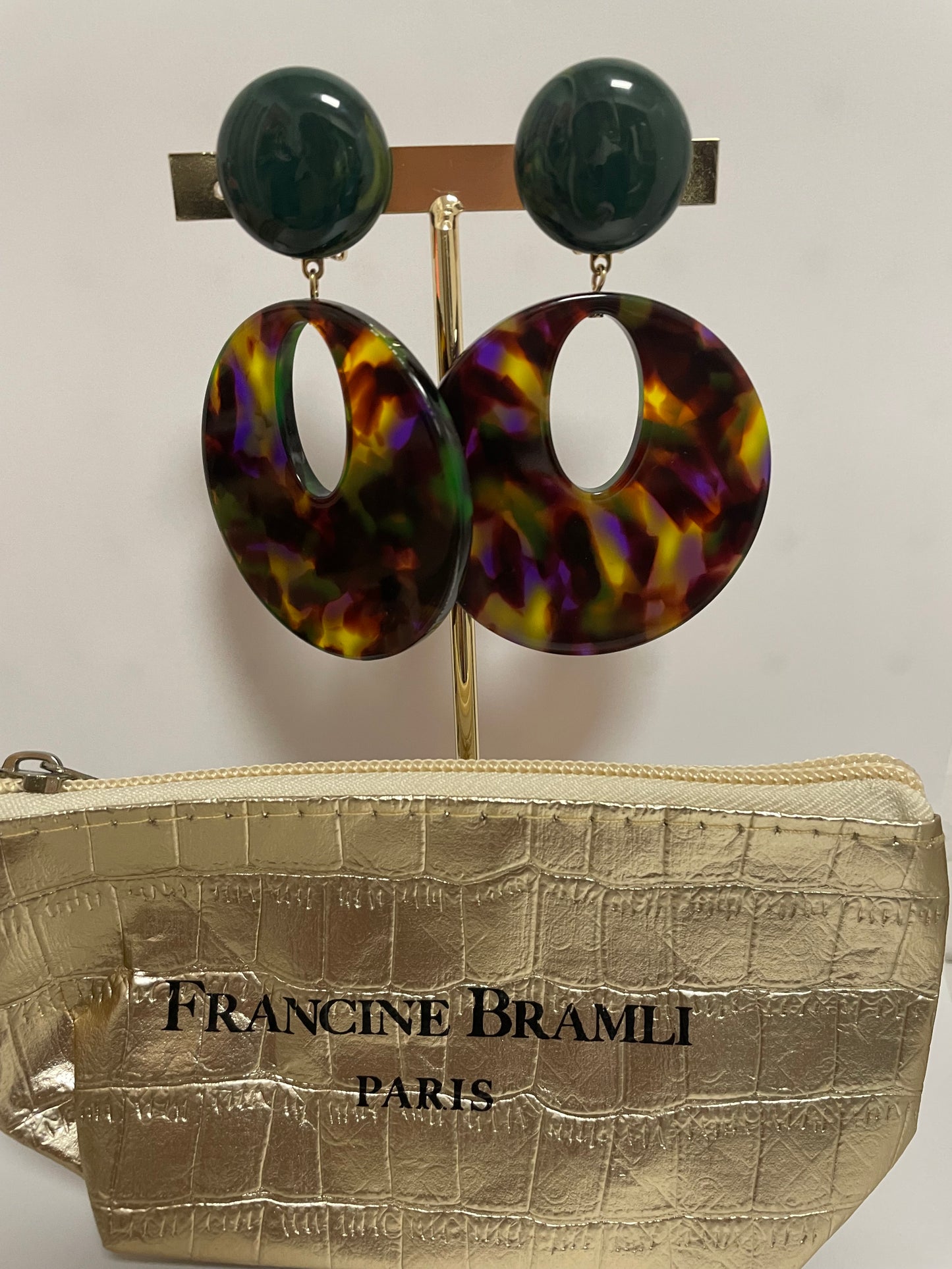 Créole Francine Bramli